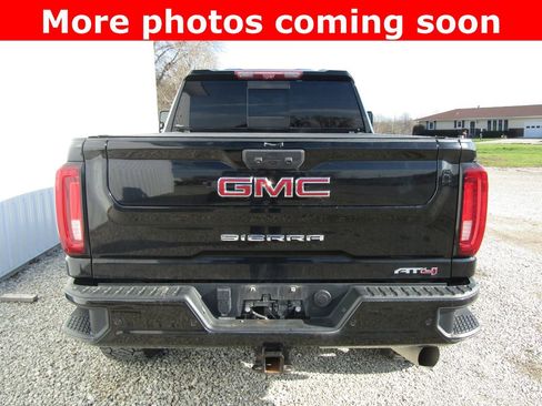 Used 2020 GMC Sierra 2500 AT4 w/ AT4 Premium Package image 4