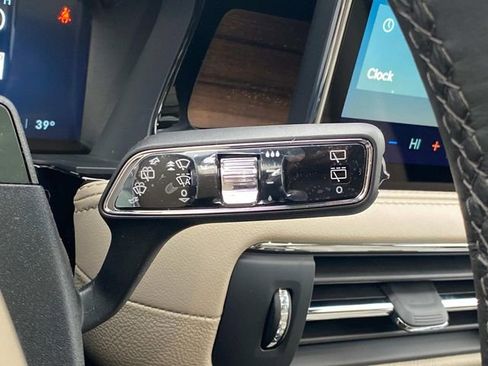 New 2026 Lincoln Corsair Reserve image 18