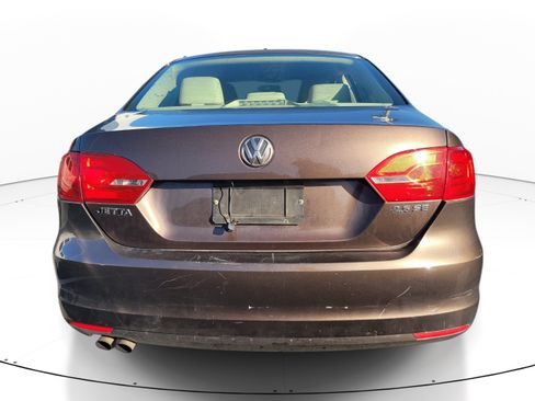 Used 2012 Volkswagen Jetta SE FWD image 5