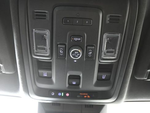 Used 2023 Cadillac Escalade Sport Platinum AWD/4WD image 41