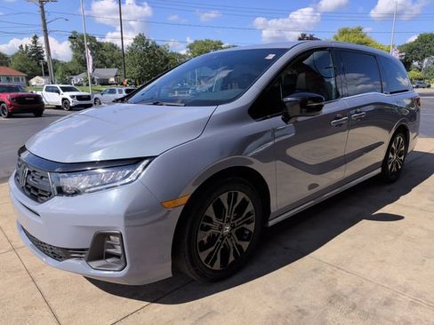 Used 2025 Honda Odyssey Sport-L image 5