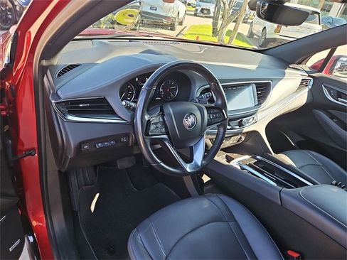 Used 2024 Buick Enclave Premium image 10