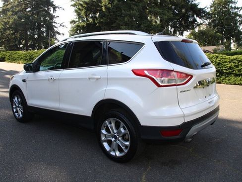 Used 2014 Ford Escape Titanium AWD/4WD image 4