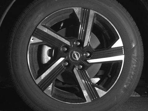 Used 2025 Nissan Sentra SV FWD image 12