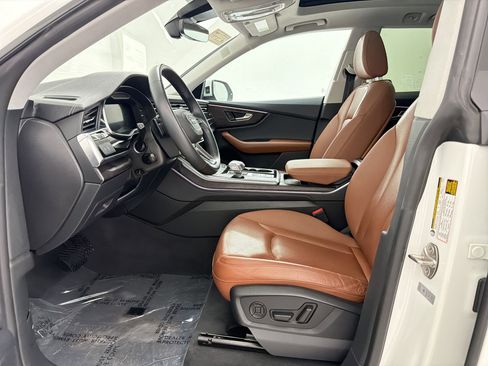 Certified 2023 Audi Q8 Premium Plus w/ Premium Plus Package AWD/4WD image 5