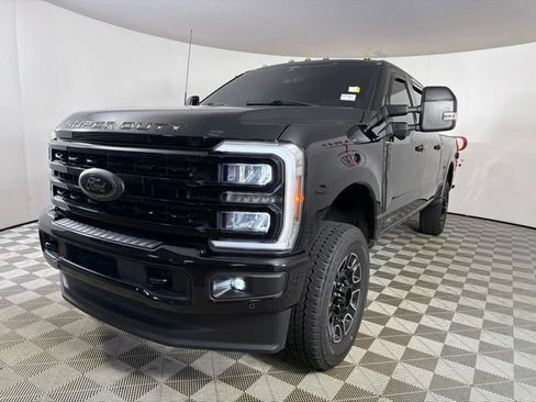 Used 2024 Ford F350 Lariat w/ Lariat Ultimate Package AWD/4WD image 4