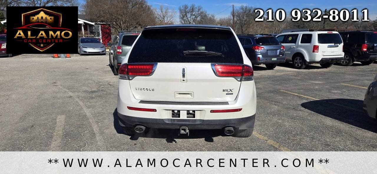 Used 2012 Lincoln MKX AWD image 4
