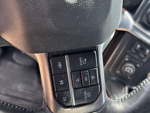 Used 2022 Ford F150 Lariat AWD/4WD image 12
