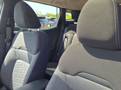 Used 2025 Nissan Kicks SV w/ SV Premium Package FWD image 20