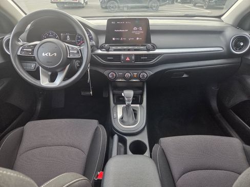 Used 2023 Kia Forte LXS FWD image 12