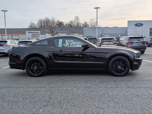 Used 2014 Ford Mustang Coupe w/ Equipment Group 102A image 2