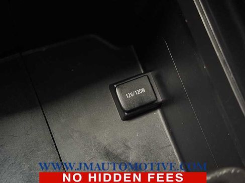 Used 2018 Toyota Highlander XLE image 40