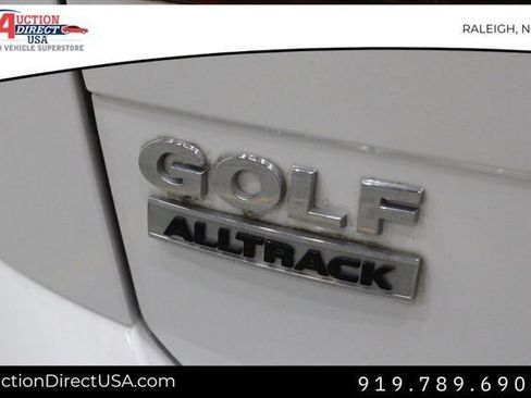 Used 2017 Volkswagen Golf Alltrack SE image 45