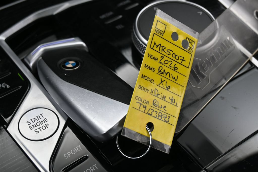 Used 2026 BMW X6 xDrive40i AWD/4WD image 34