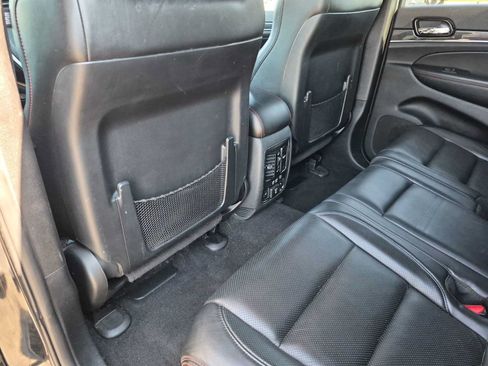 Used 2020 Jeep Grand Cherokee Trailhawk w/ Trailhawk Luxury Group AWD/4WD image 17