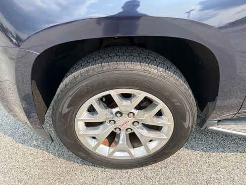 Used 2019 GMC Yukon SLT w/ Open Road Package AWD/4WD image 15