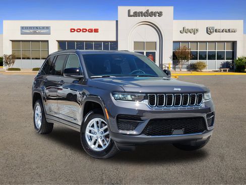 New 2026 Jeep Grand Cherokee Laredo X AWD/4WD image 1