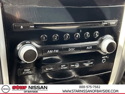 Used 2015 Nissan Pathfinder S image 25