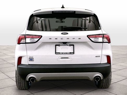 Used 2022 Ford Escape SE w/ Convenience Package FWD image 4