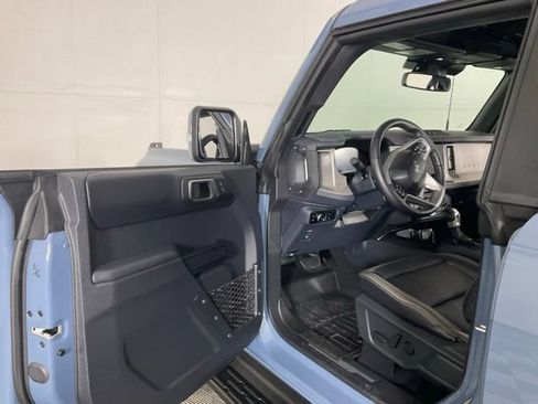Used 2025 Ford Bronco Outer Banks AWD/4WD image 25