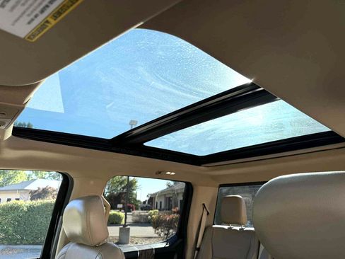 Used 2018 Ford F350 Lariat w/ Lariat Ultimate Package image 18