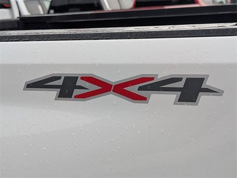 Used 2023 Chevrolet Silverado 2500 Custom w/ Custom Value Package image 7