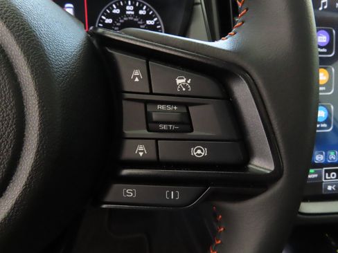 Certified 2025 Subaru Crosstrek 2.5i Limited w/ Crosstrek Mirror Package image 16