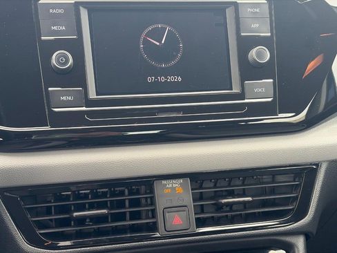 Certified 2024 Volkswagen Taos S FWD image 14