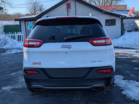 Used 2015 Jeep Cherokee Limited w/ Luxury Group image 4