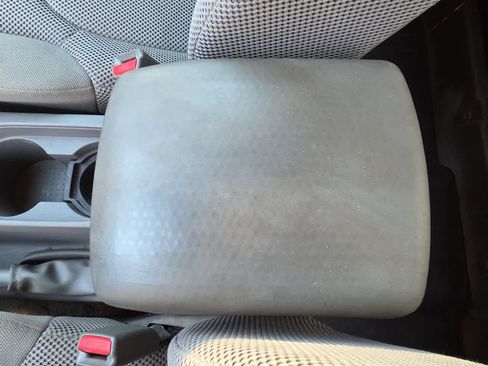 Used 2018 Nissan Frontier SV RWD image 20