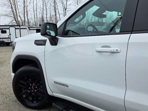Used 2024 GMC Sierra 1500 Elevation AWD/4WD image 4