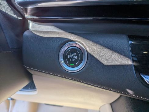 Certified 2023 Cadillac Escalade Premium Luxury w/ Performance Package image 22