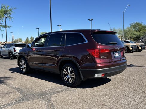 Used 2017 Honda Pilot EX-L image 4