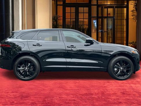 New 2025 Jaguar F-PACE R-Dynamic S image 7
