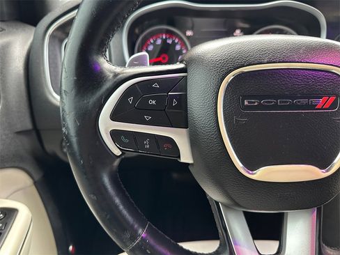 Used 2015 Dodge Charger R/T w/ Premium Group image 27