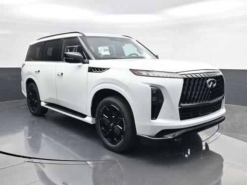 New 2026 INFINITI QX80 4WD image 1