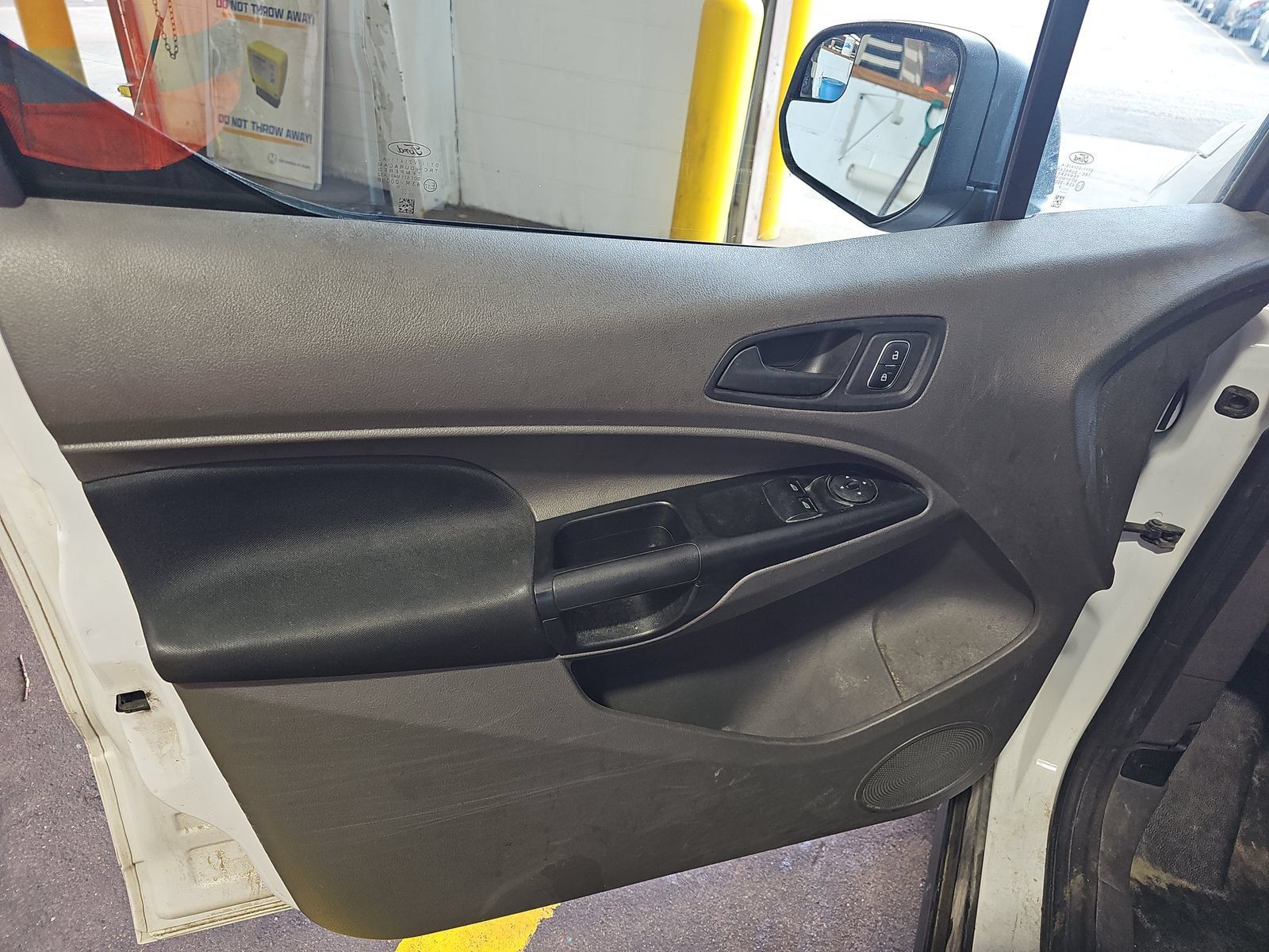 Used 2020 Ford Transit Connect XL FWD image 16