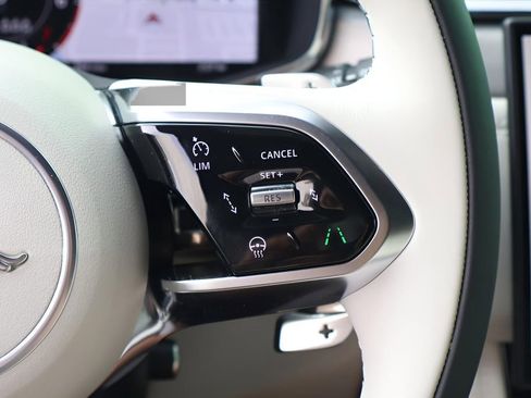 New 2026 Jaguar F-PACE R-Dynamic S AWD/4WD image 21