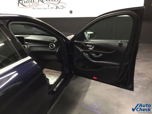 Used 2018 Mercedes-Benz C 300 4MATIC Sedan image 39