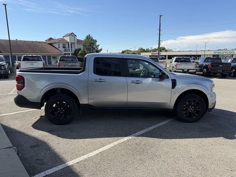 Used 2024 Ford Maverick Lariat w/ Black Appearance Package FWD image 7