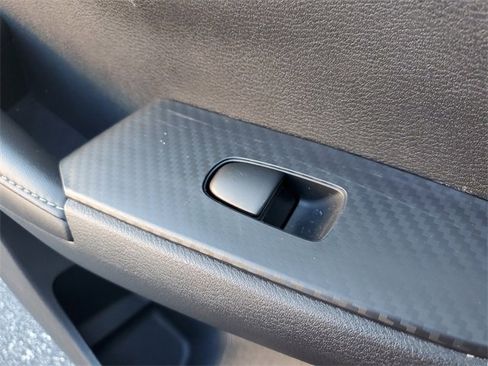 Used 2025 Nissan Sentra SV image 14