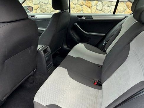 Used 2017 Volkswagen Jetta S FWD image 30