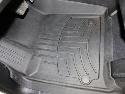 Used 2023 Jeep Wagoneer Series II AWD/4WD image 18