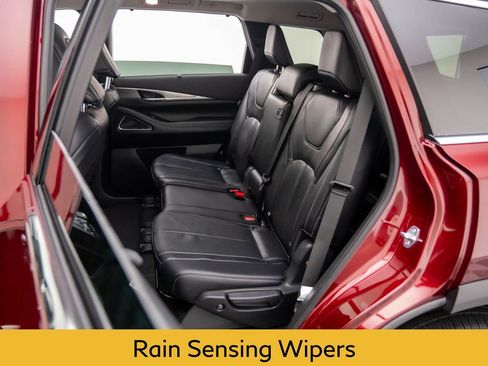 Certified 2025 INFINITI QX60 Luxe image 16