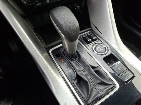 Used 2023 Mitsubishi Eclipse Cross SE image 17