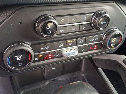 Used 2023 Ford Bronco Outer Banks image 13