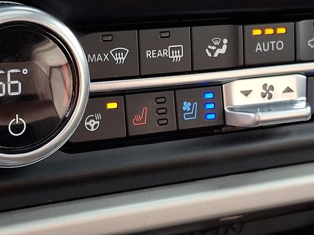 Used 2024 Ford Expedition Max Limited AWD/4WD image 27