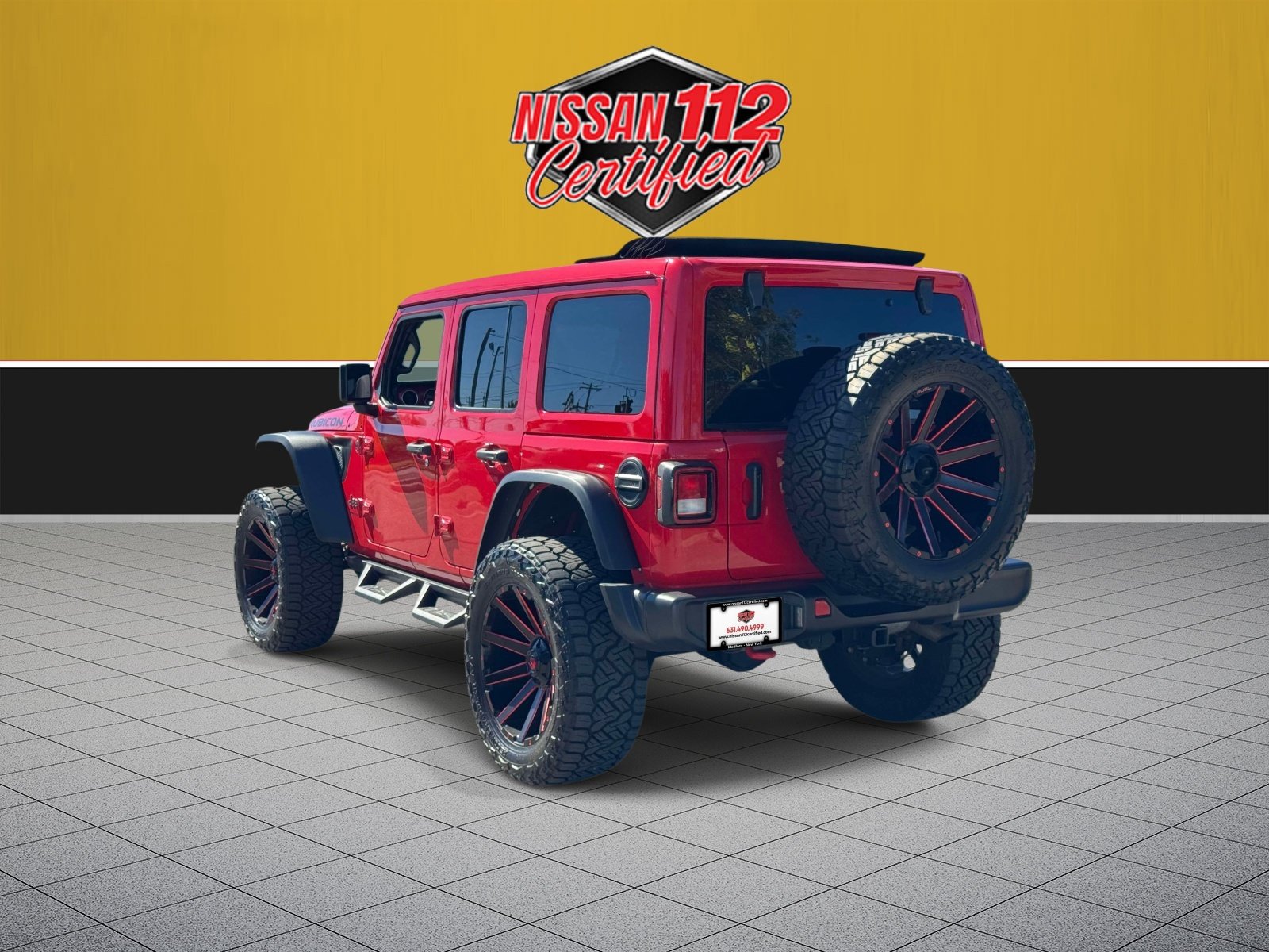 Used 2023 Jeep Wrangler Unlimited Rubicon AWD/4WD image 5
