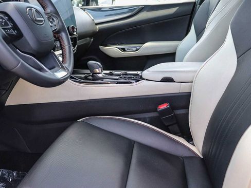 Used 2023 Lexus NX 350 AWD image 18