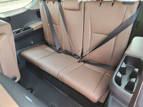 New 2026 Toyota Grand Highlander Platinum image 22